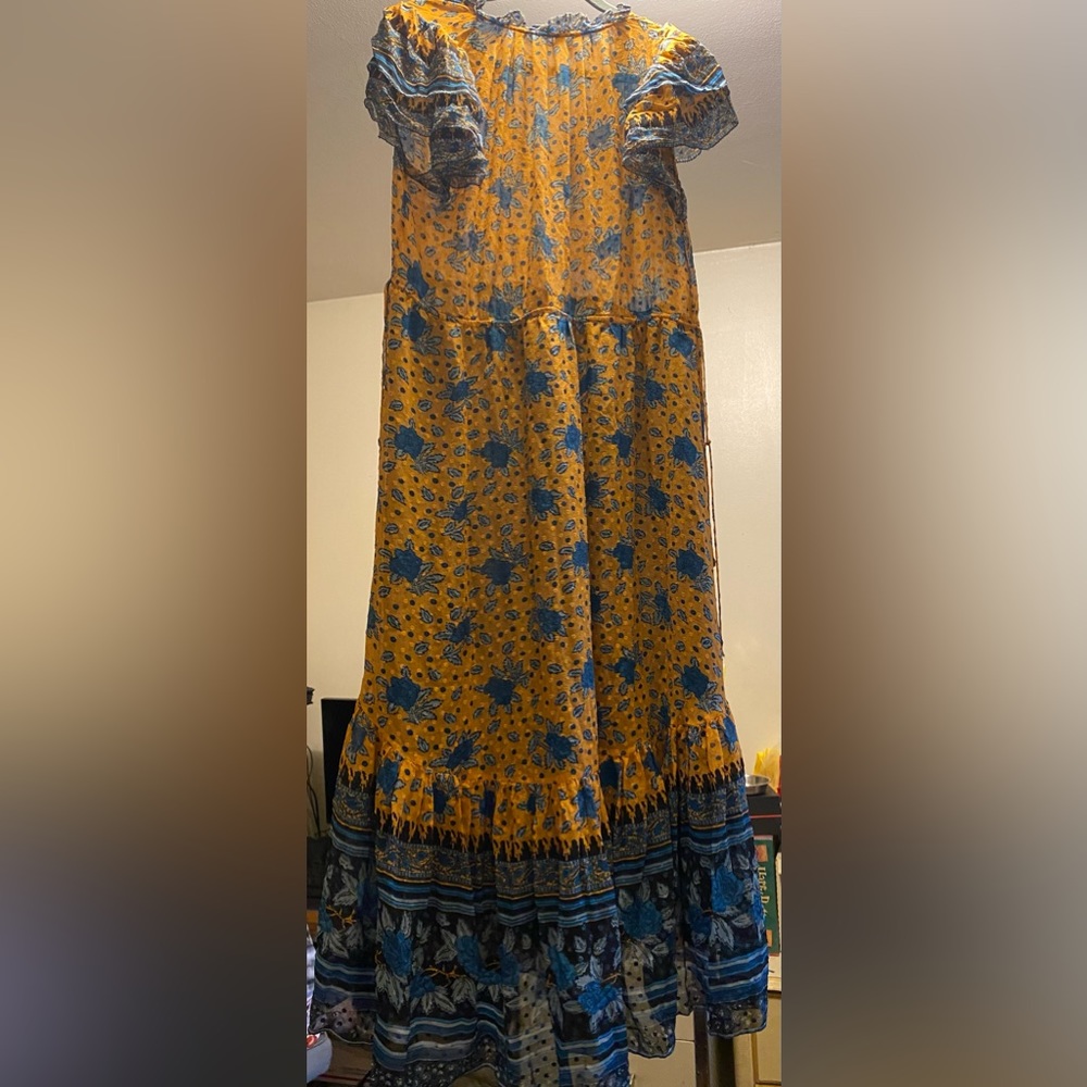 Dress - Picture 2 of 2
